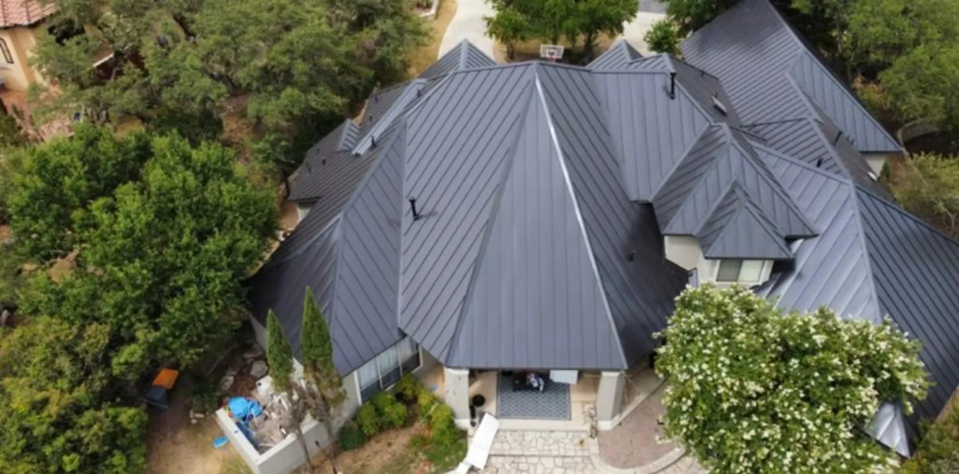 Metal Roof Repair in Dundee, FL